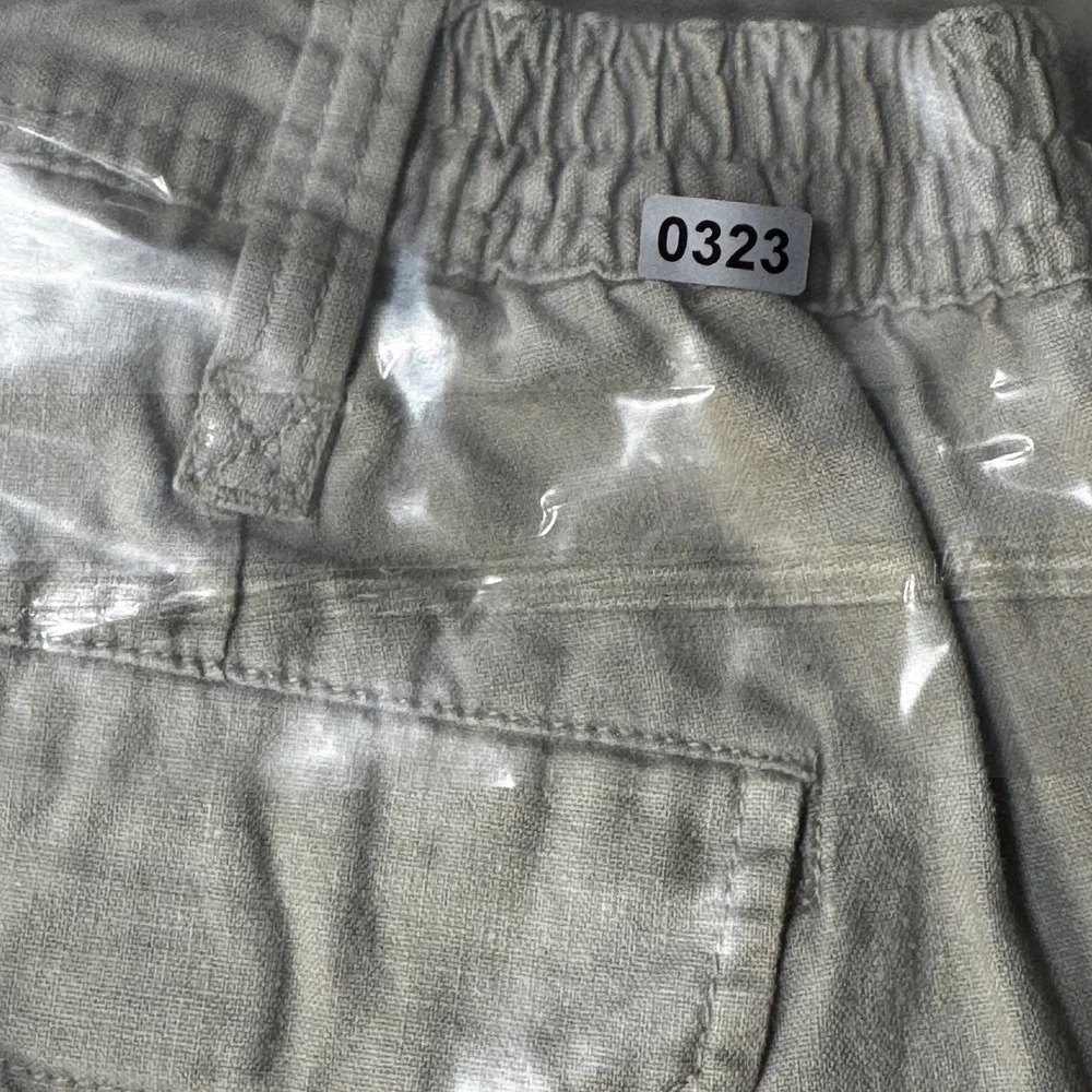 St John's Bay Mens Cargo Shorts Size 38 Beige Ramie Cotton Blend Utility Pocket